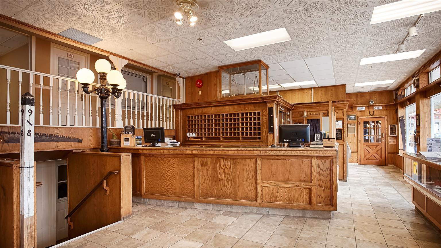 Best Western Gold Rush Inn Whitehorse Exterior foto